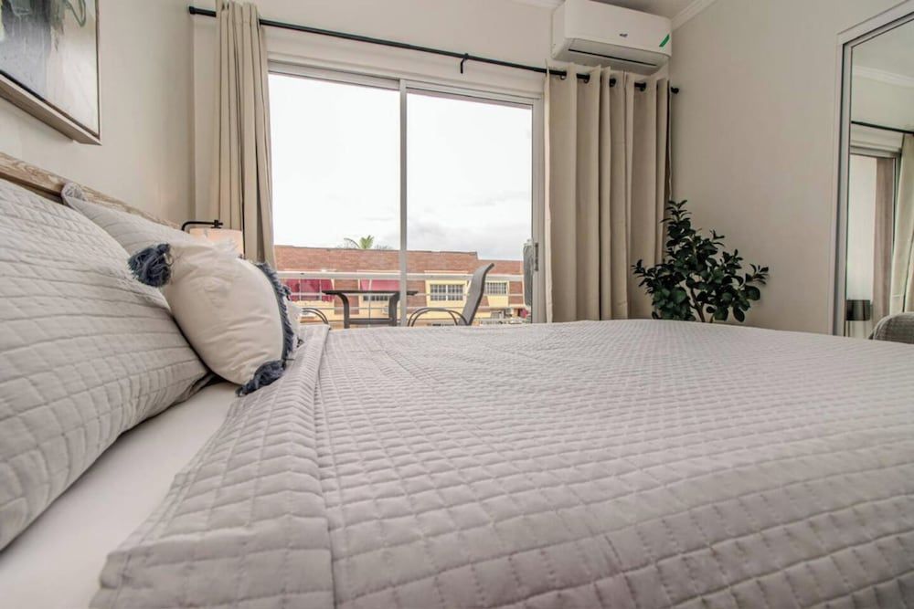 Condo, 2 Bedrooms, Non Smoking