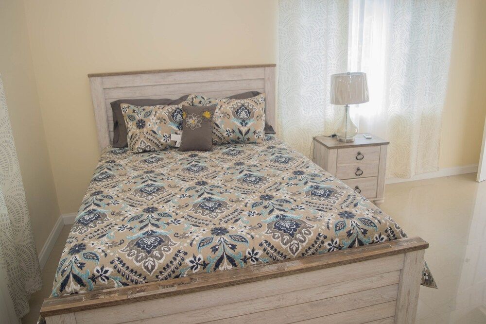 Standard Apartment, 1 Queen Bed, Non Smoking