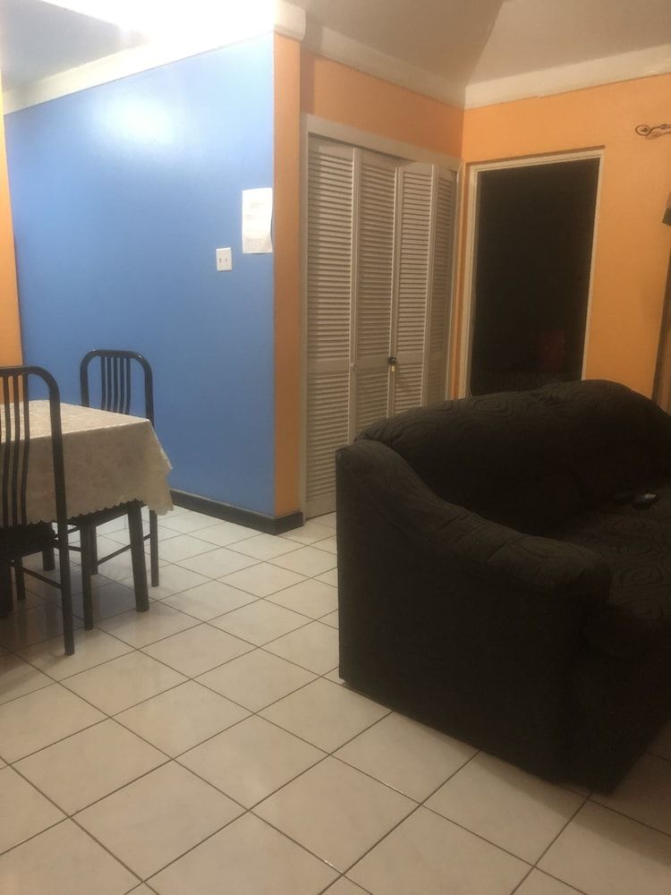 Finest Accommodation Renfrew Place Single Room 20