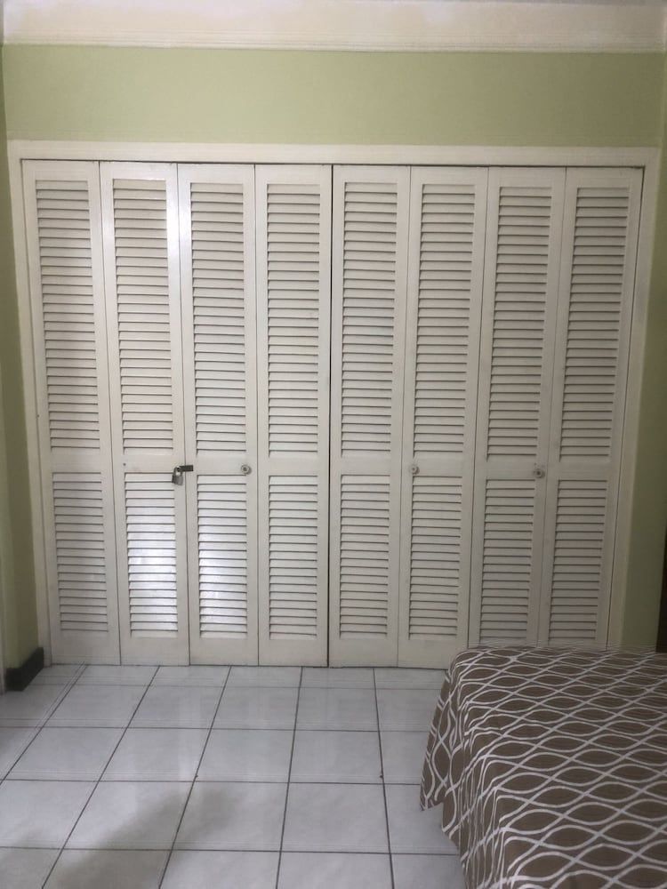 Finest Accommodation Renfrew Place Single Room 6