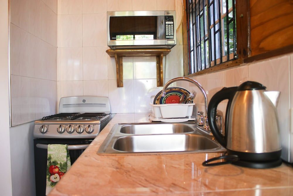 Van Villa Holidays Comfort Cabin 9