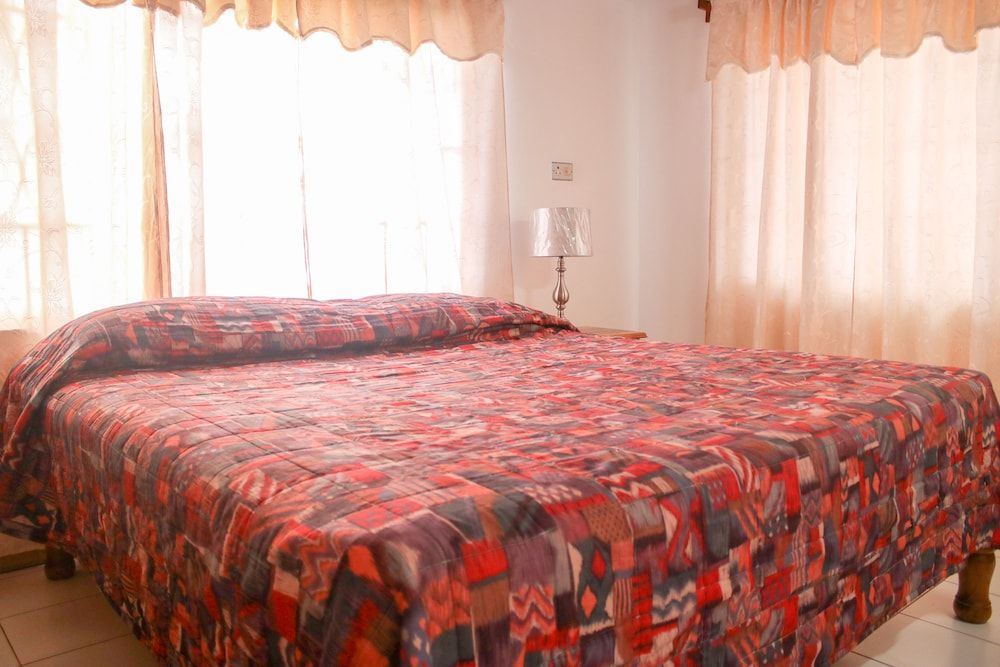 Van Villa Holidays Comfort Room 3