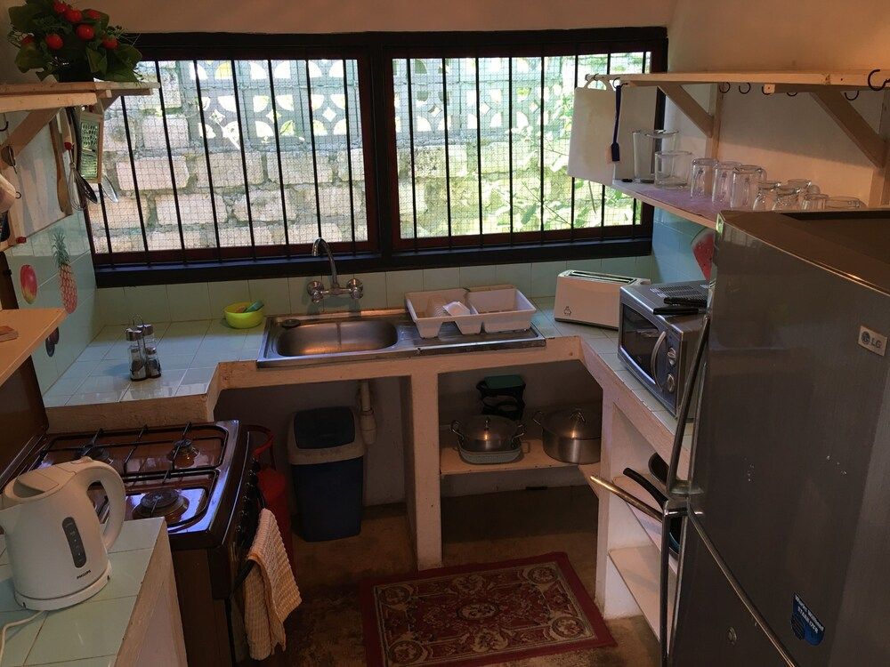 Gloria Beach Lodge Comfort Cottage, 2 Bedrooms, Ensuite, Garden View 8