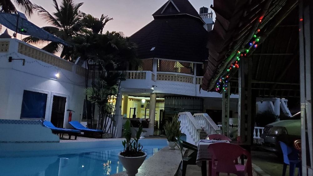 Charming and Remarkable15-bed Villa in Diani Beach Villa 11