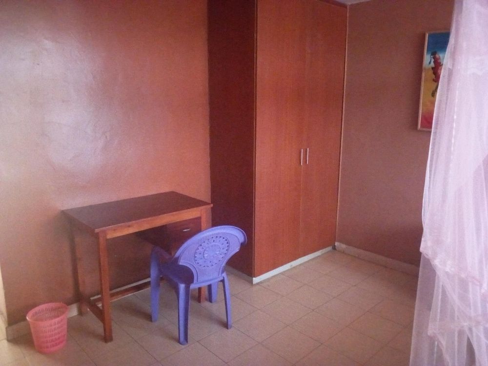 Sirlo Hotel Double Room 7