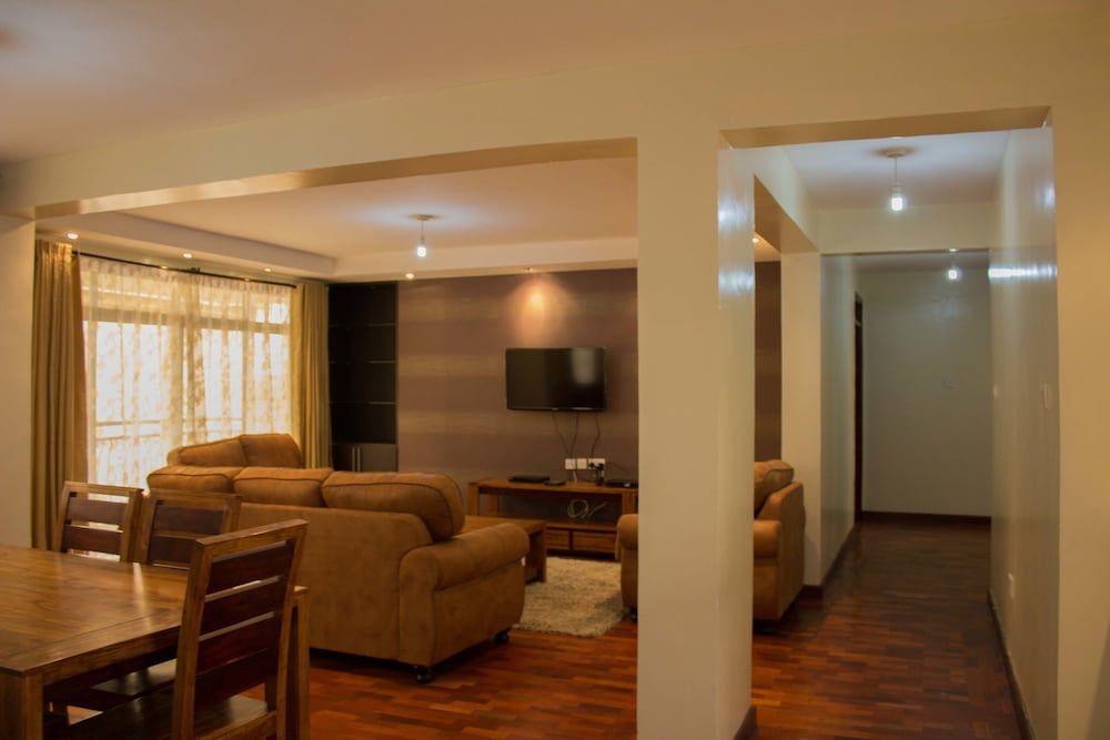 Sky View Park Apartments Executive Apartment, 3 Bedrooms 20