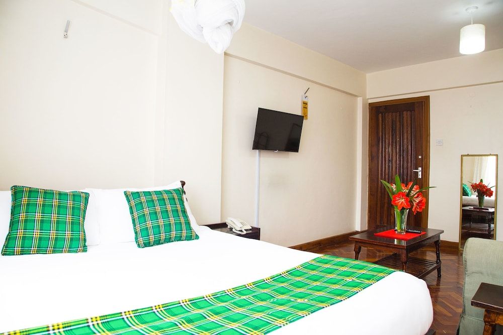 Njema Court Apartments Standard Studio, Kitchen 2