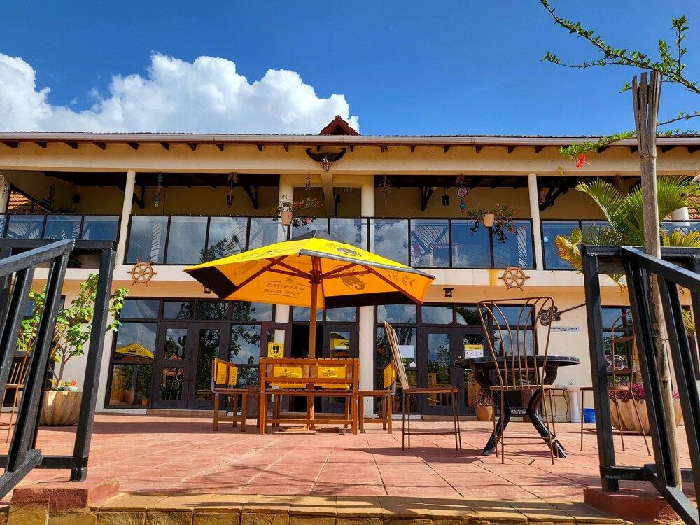 Leleshwa Getaway