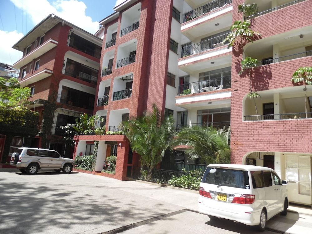 undefined Samra Court 9