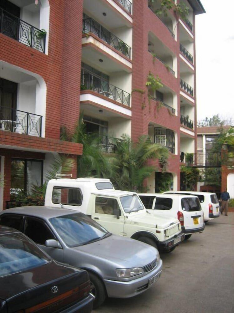 undefined Samra Court 10