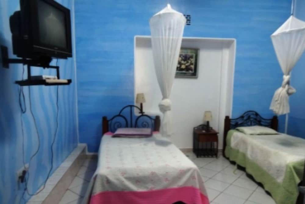 undefined Angaza Guest House 3