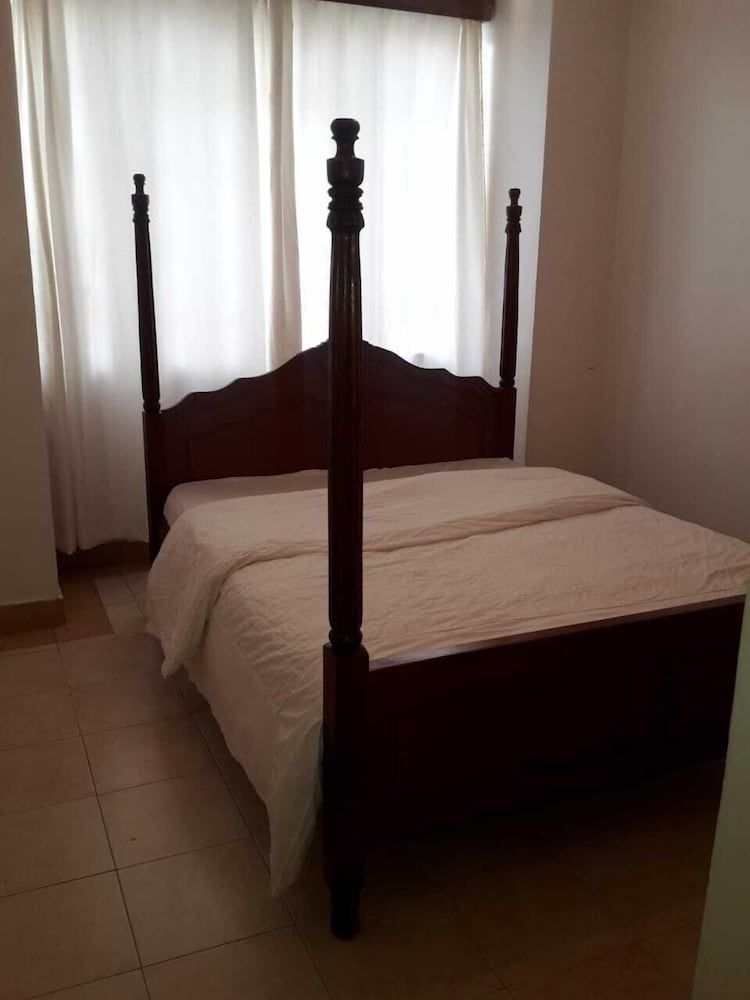 undefined Maurica Studio