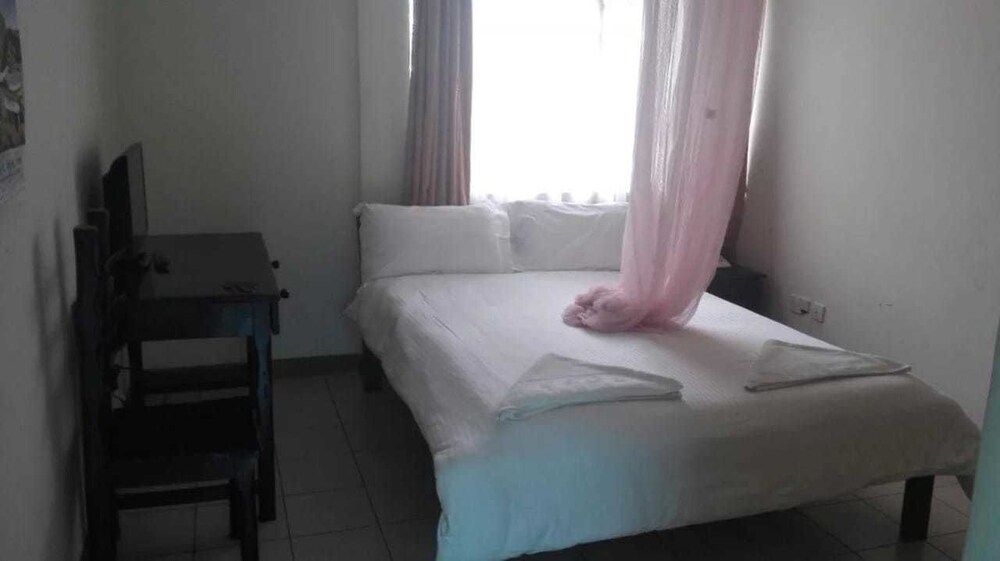 undefined Golden Moon Star 3