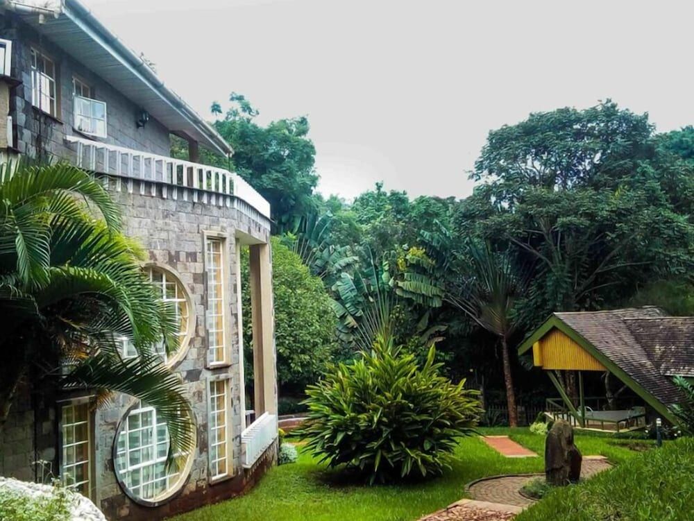 undefined Adies Garden Suites 5