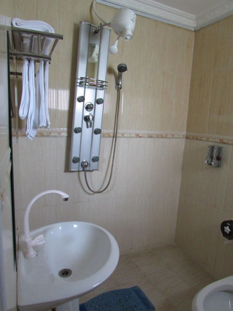 undefined TrippleO's Hotel 6