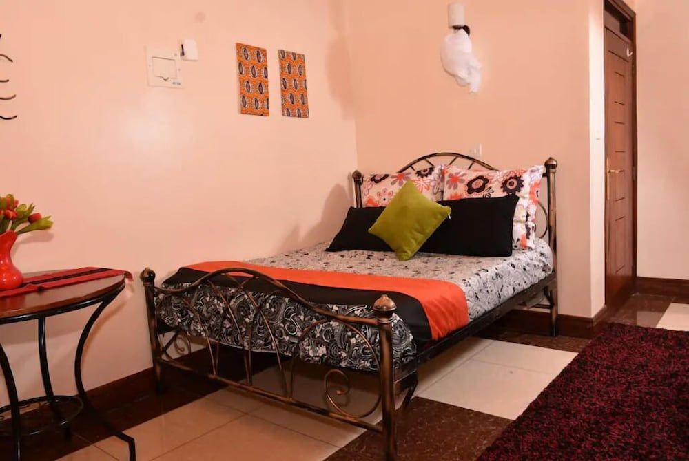 undefined Sherry Homes Zuri Studio 2