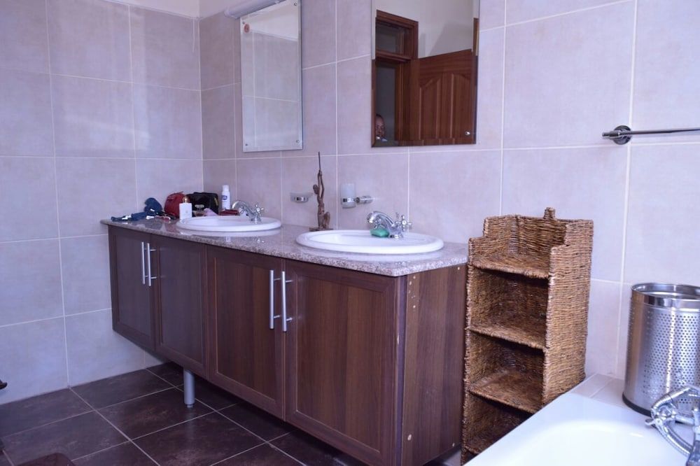 undefined Ringsview 9