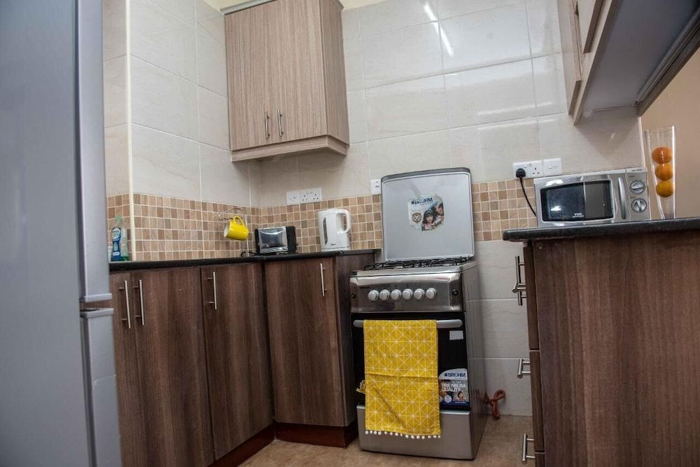 undefined Sherry Homes Safari 2