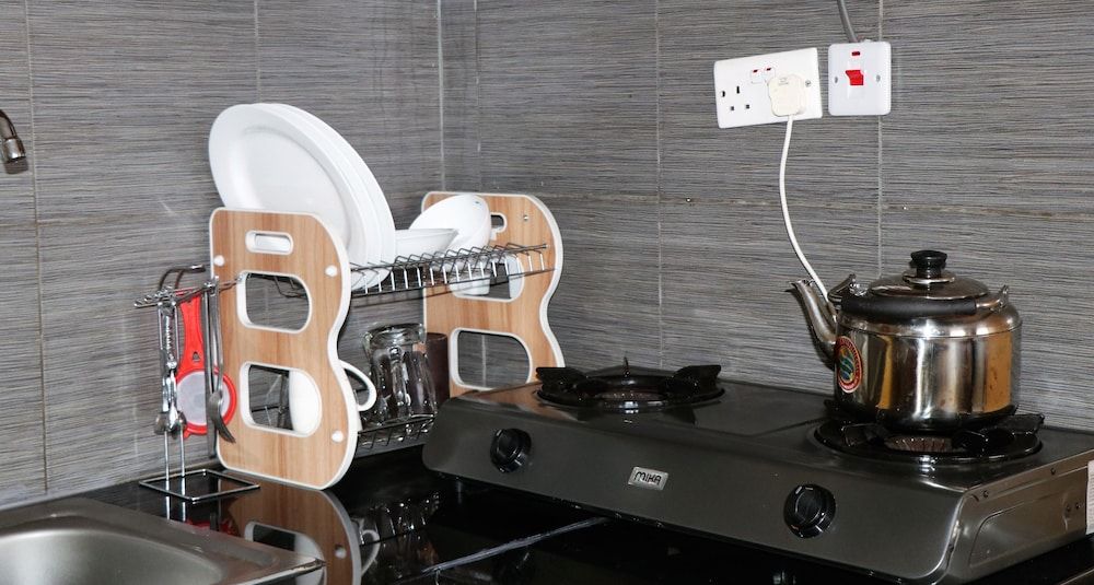 Studio 254 Comfort Apartment, 1 Queen Bed 5