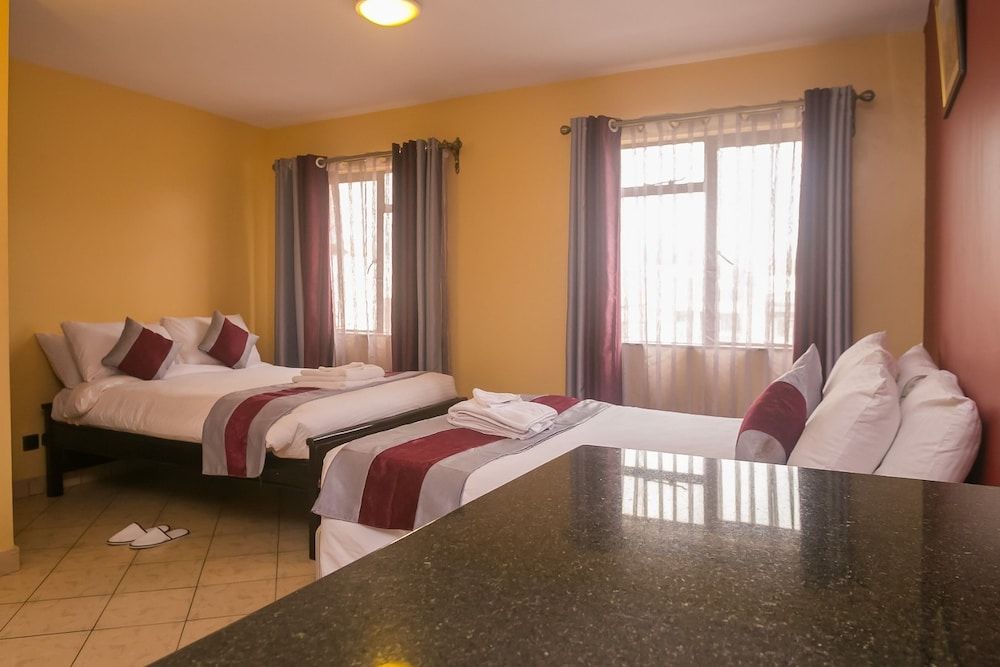 undefined Plus 254 Hotel 5