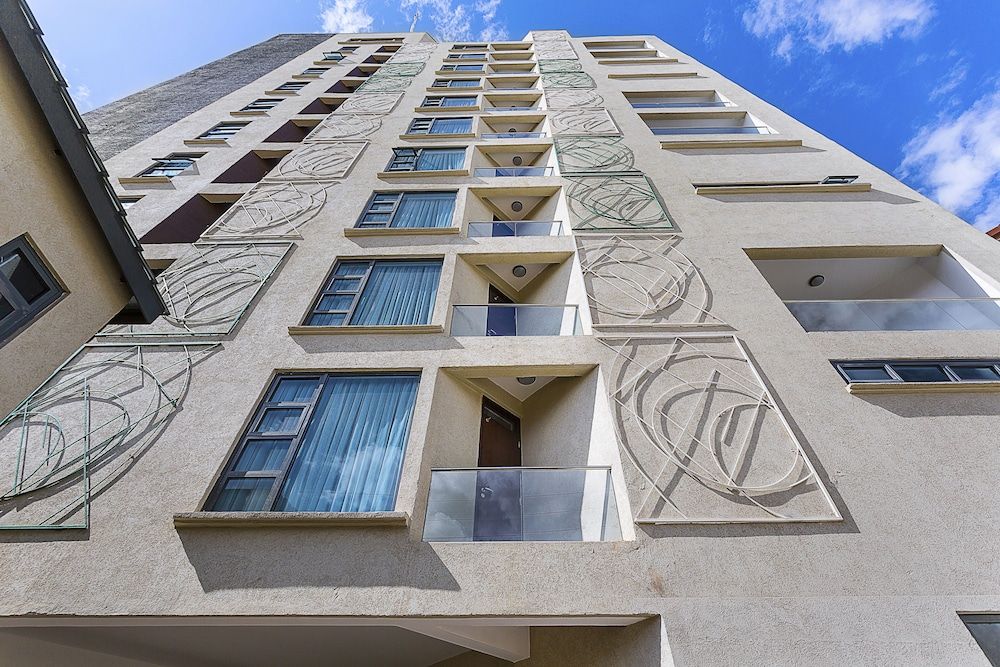 undefined L'Aziz Suites 5