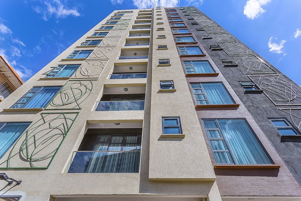undefined L'Aziz Suites 6