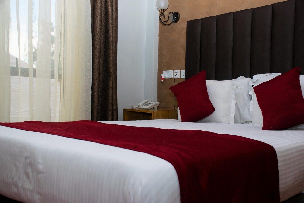 Amelia Hotel Karen Standard Room 6