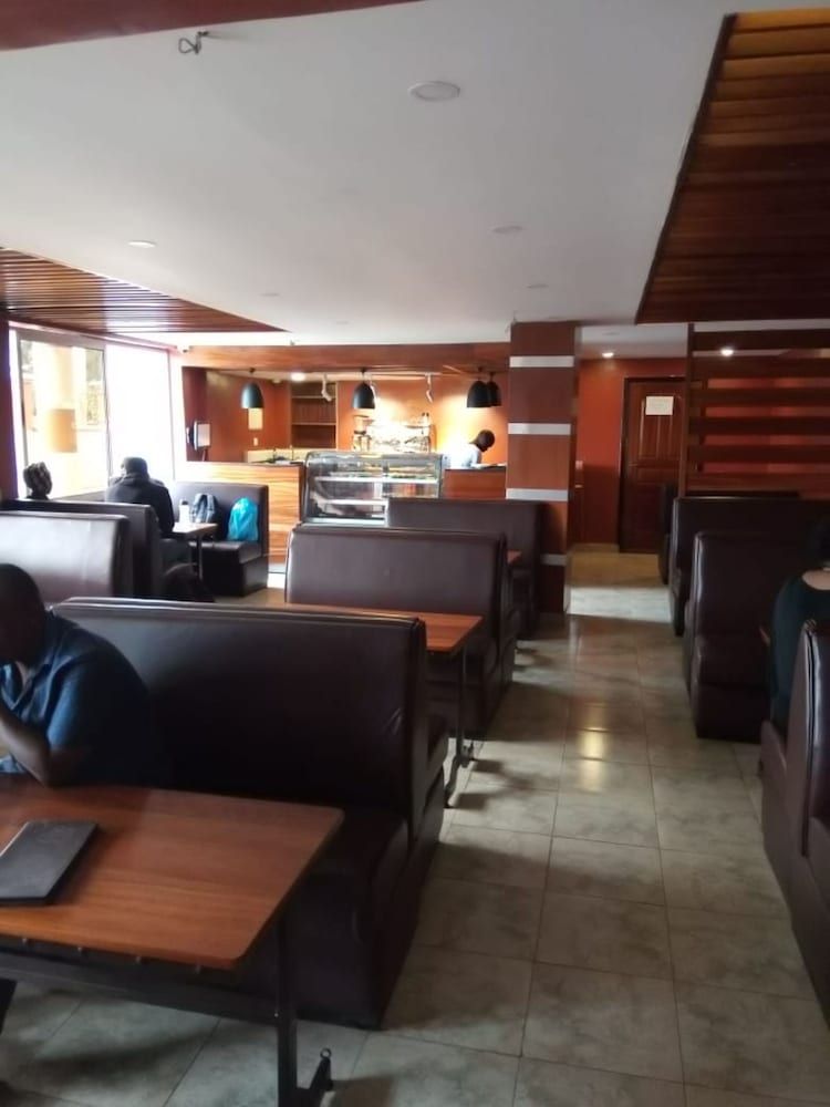 undefined Jimlizer Hotel 4