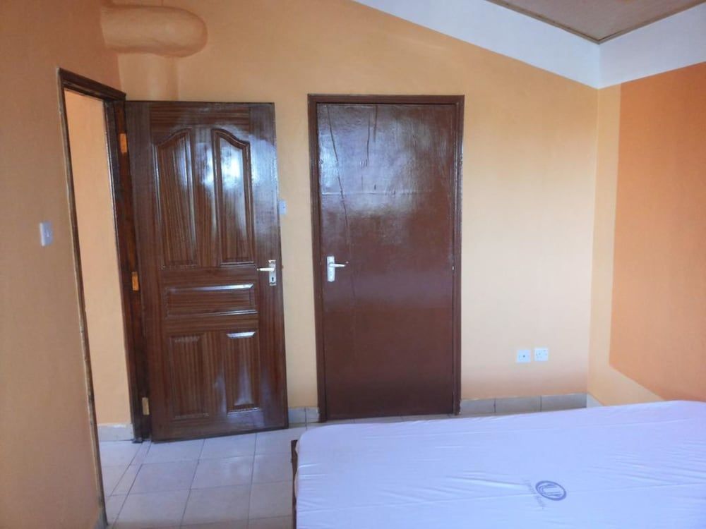 Scenic View Hotel & Resort Executive Studio Suite 6