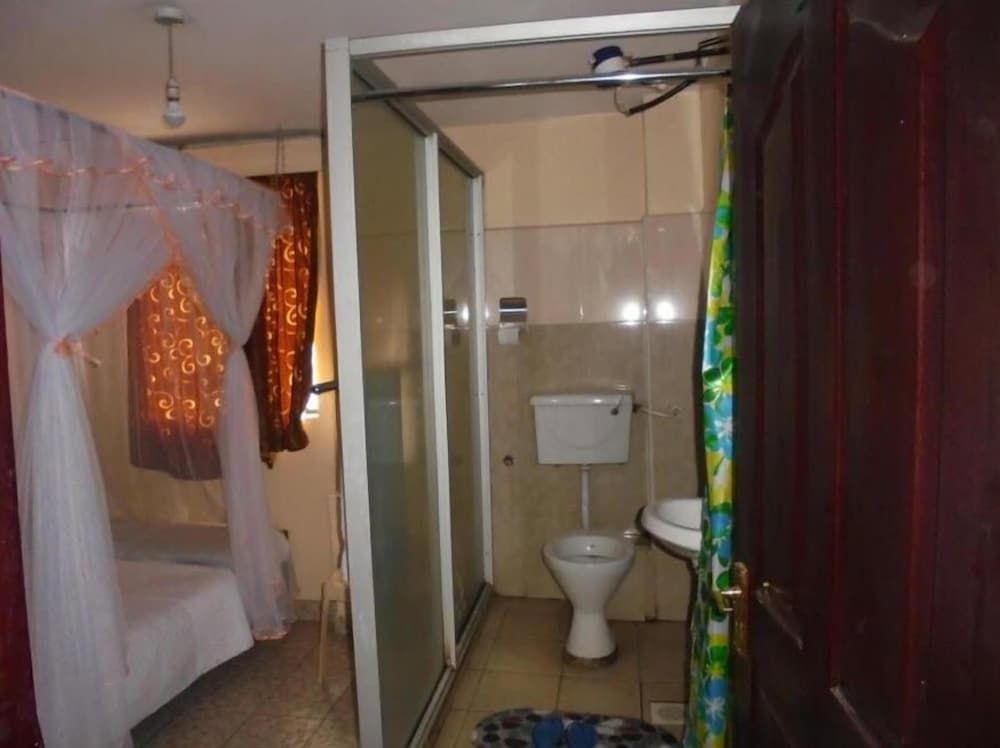 Hotel Jaffers Nairobi Single Room 10