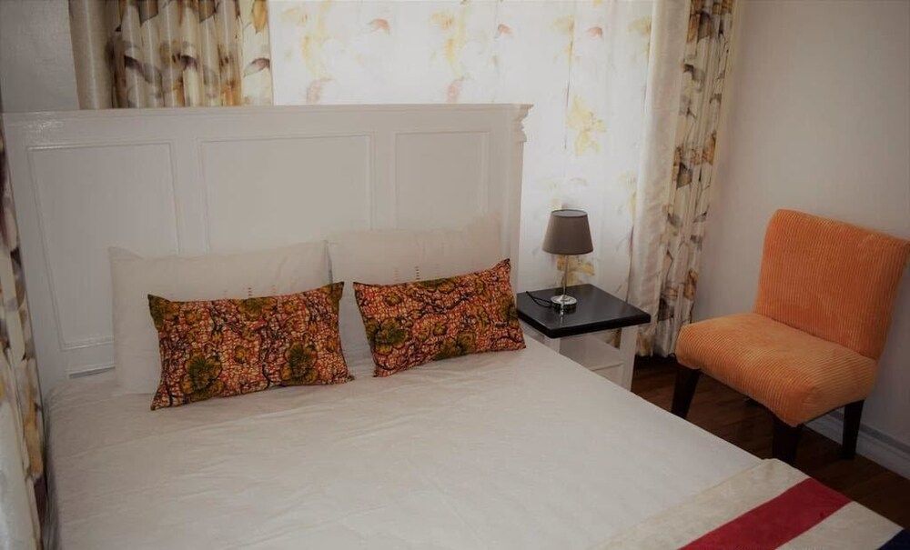 undefined Serene Home 5