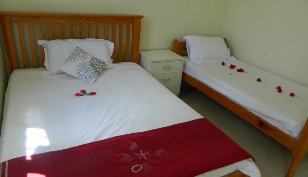 undefined Back to Africa House 10