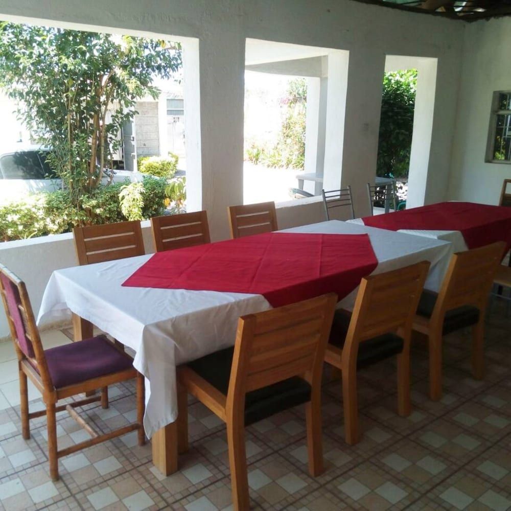 undefined Back to Africa House 4