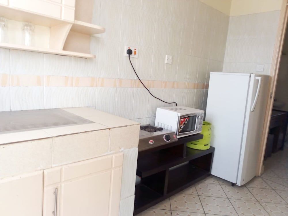 undefined Elmado Apartments 5