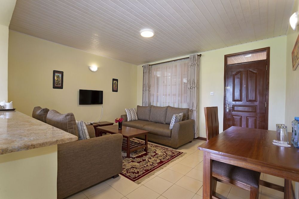 The Cycads Suites Superior Suite 15