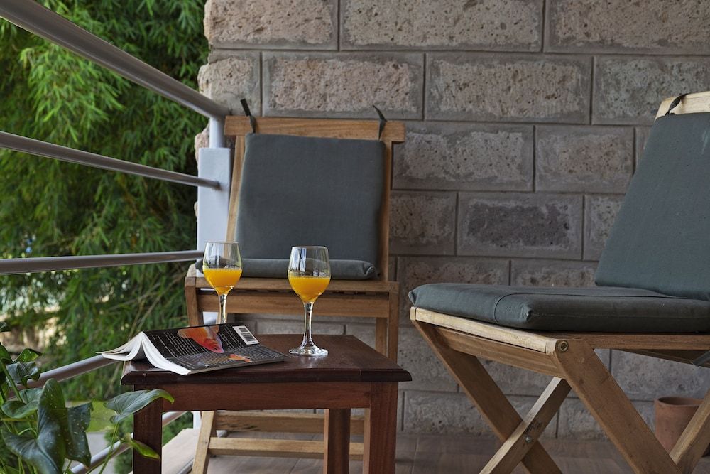 The Cycads Suites Superior Suite 10