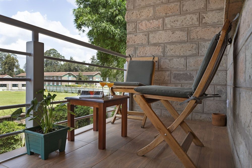 The Cycads Suites Superior Suite 9