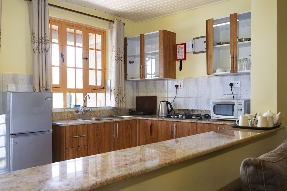 The Cycads Suites Superior Suite 14