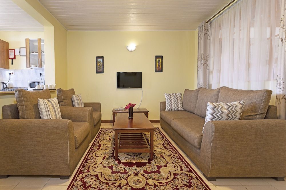 The Cycads Suites Superior Suite 16