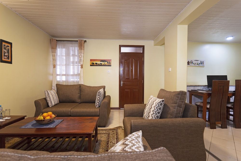 The Cycads Suites Superior Suite 17