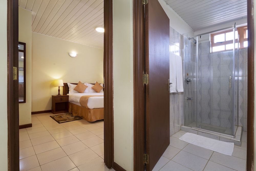 The Cycads Suites Superior Suite 8