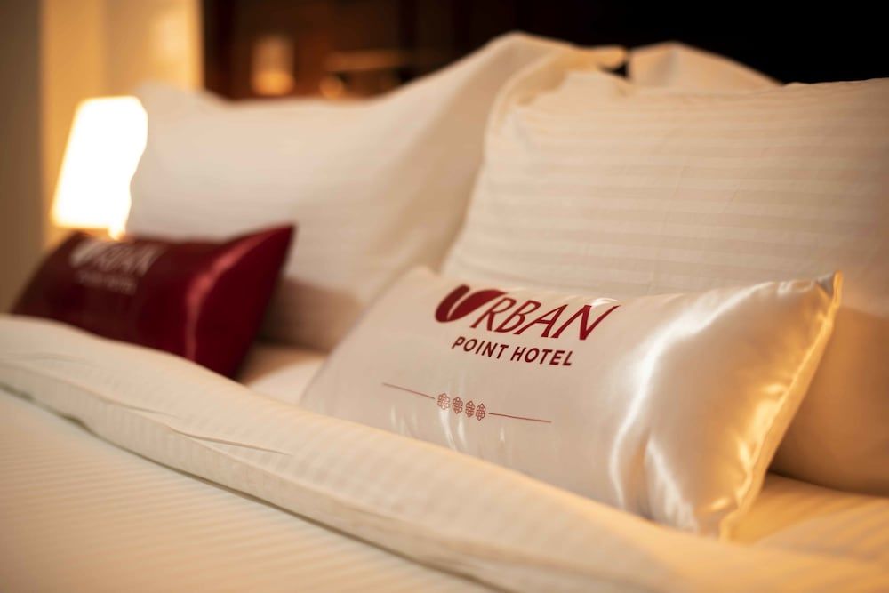 Urban Point Hotel Deluxe Twin Room 4