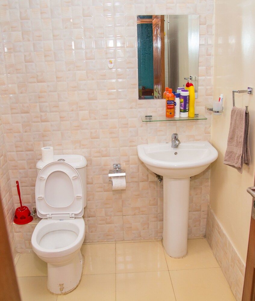 Nairobi Luxury Suites Double Room 17