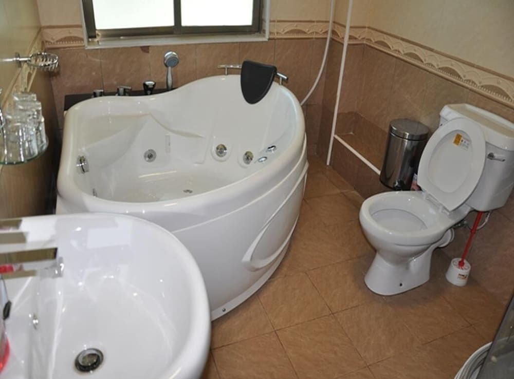 undefined Ridgeways Park Hotel 8