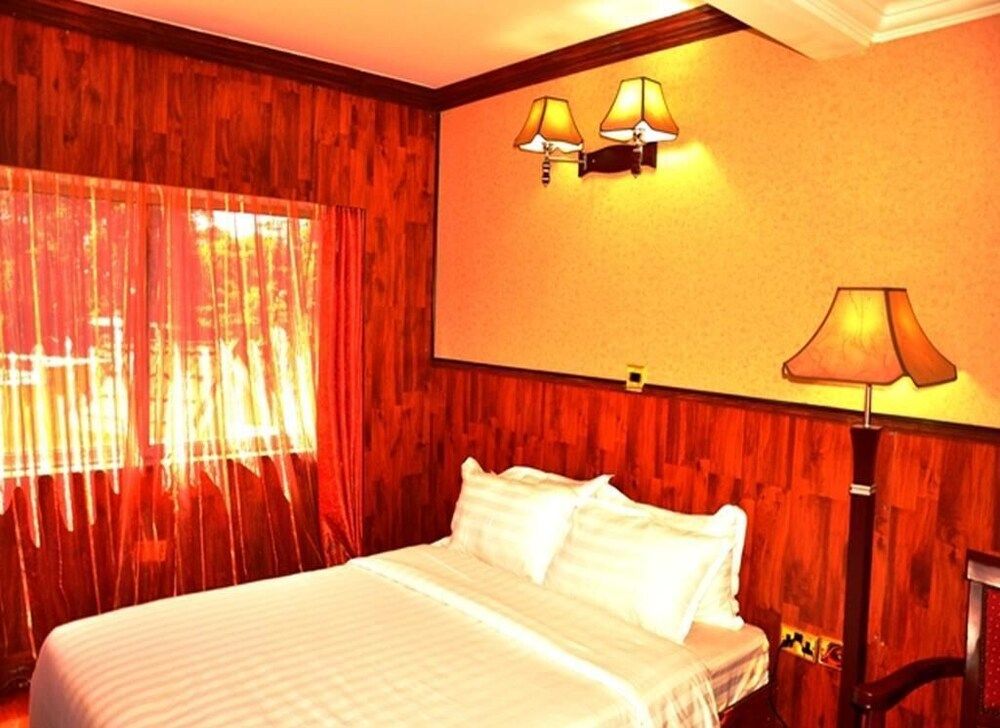 undefined Ridgeways Park Hotel 2