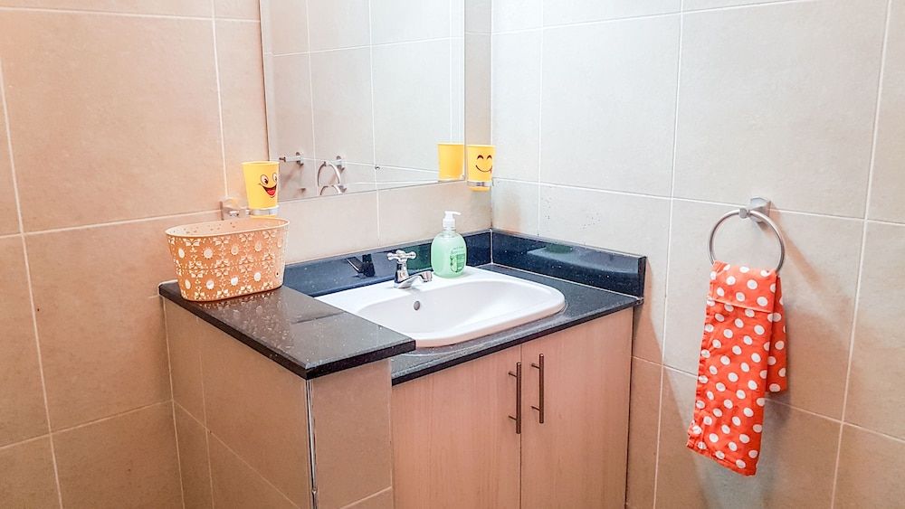 undefined Nancys West Suites Studio Apartment 8