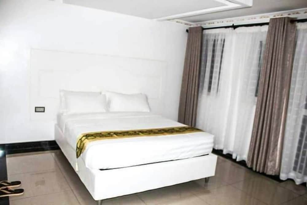 undefined Anchor Hotel