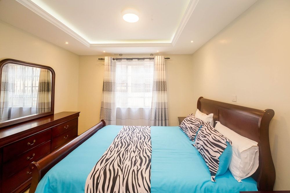 undefined Spacious 2bdr Home-5mins TO Wilson Airport 8