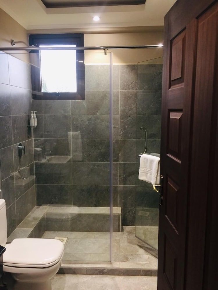 Fair Acres Boutique Hotel Deluxe Suite, 1 Bedroom 7
