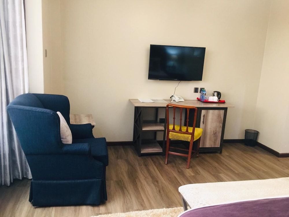 Fair Acres Boutique Hotel Deluxe Suite, 1 Bedroom 5